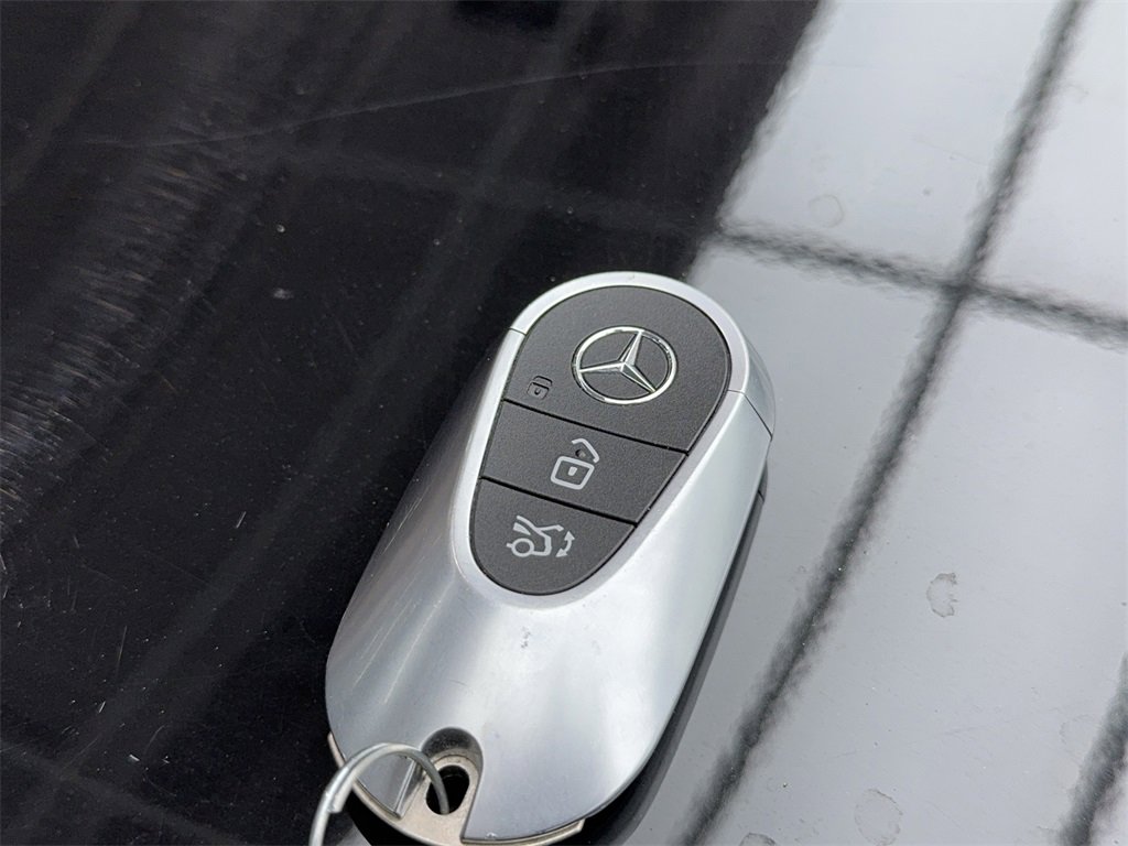 Used 2025 Mercedes-Benz C 300 Sedan image 62