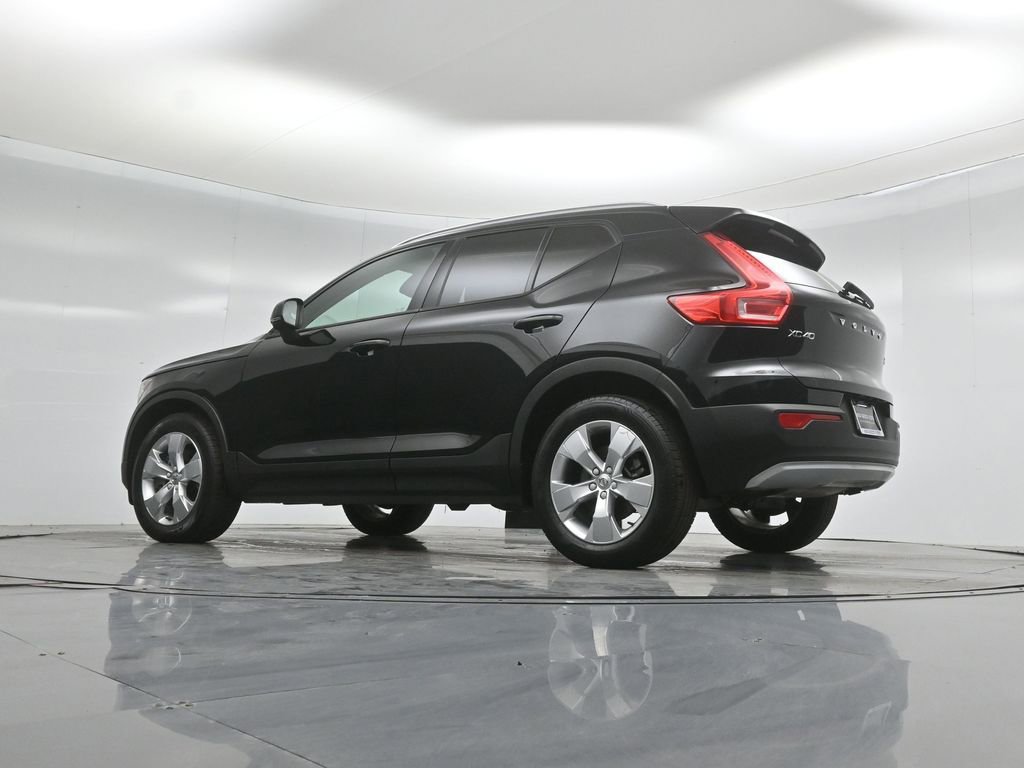 Used 2022 Volvo XC40 T5 Momentum AWD/4WD image 48