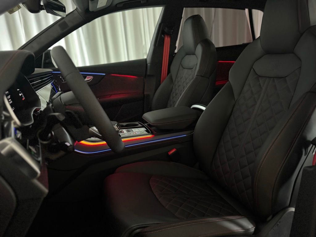 New 2026 Audi SQ8 Prestige image 12