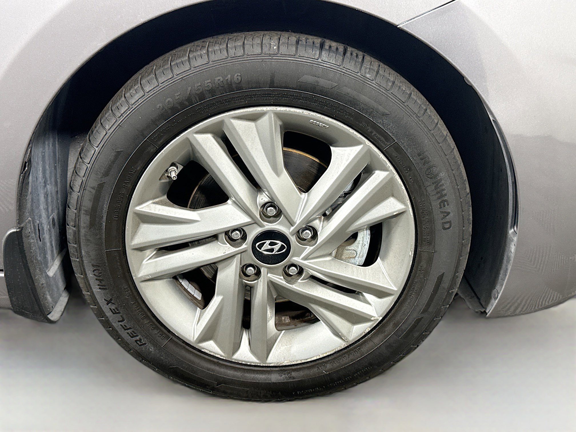 Used 2020 Hyundai Elantra SEL FWD image 31