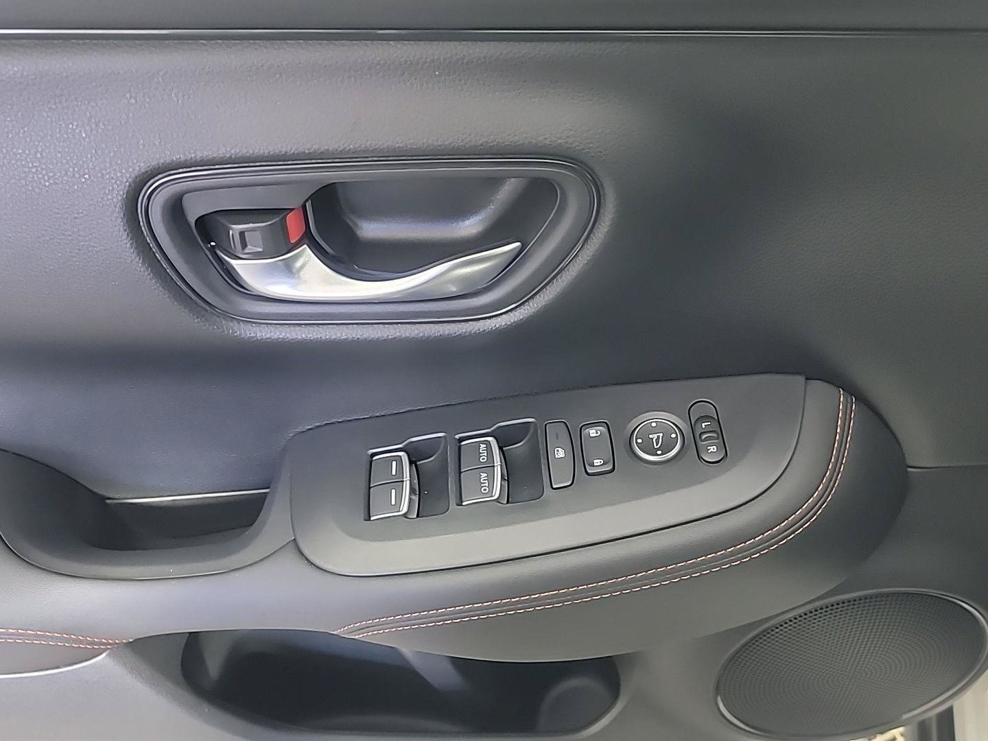 Certified 2024 Honda HR-V Sport image 34