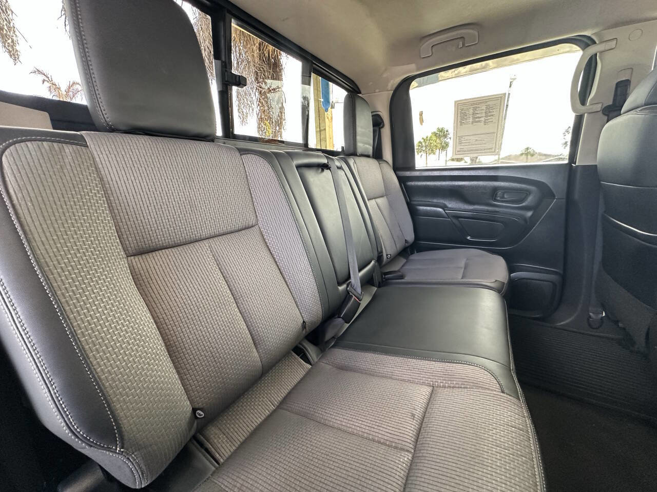 Used 2017 Nissan Titan S RWD image 19
