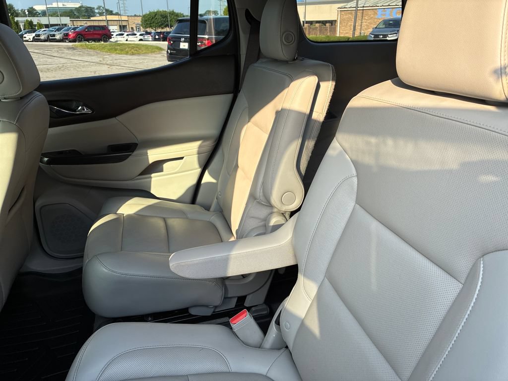 Used 2018 GMC Acadia SLT FWD image 18