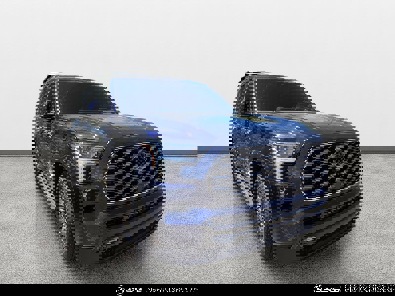 Used 2026 Toyota Sequoia Platinum AWD/4WD image 2