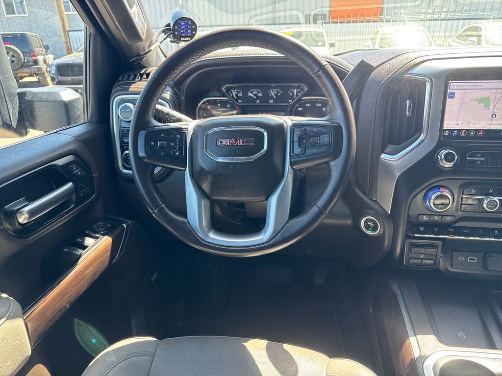 Used 2022 GMC Sierra 3500 SLT w/ SLT Preferred Package AWD/4WD image 13