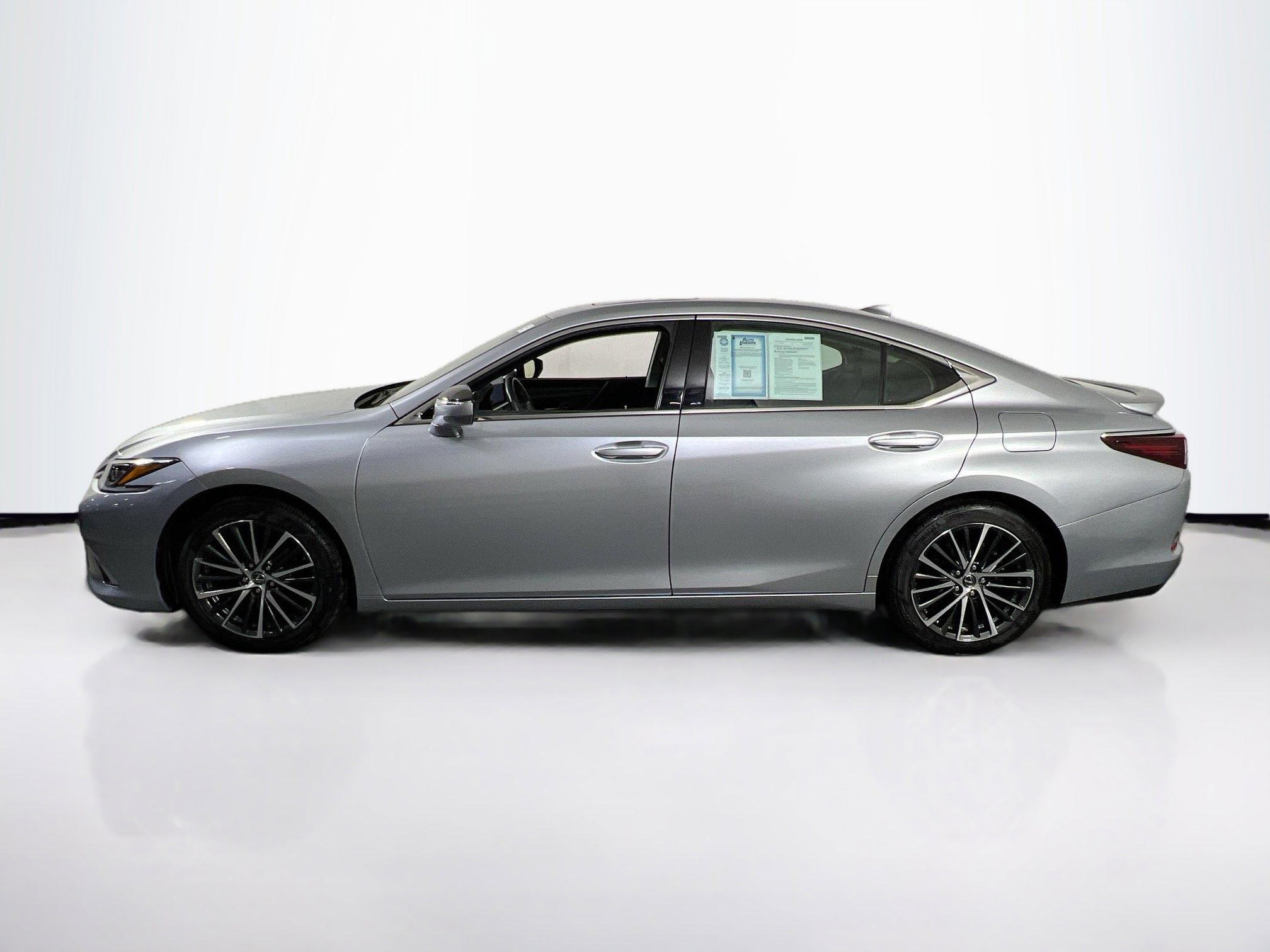 Used 2023 Lexus ES 350 w/ Premium Package image 8