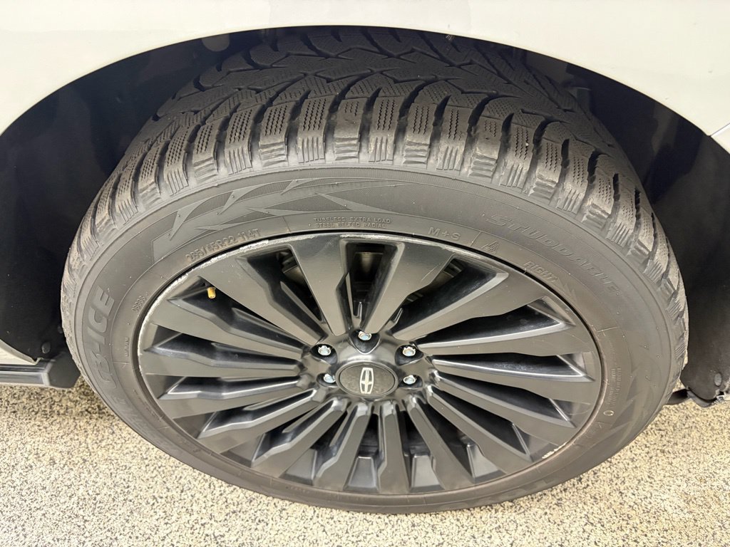 Used 2019 Lincoln Navigator Reserve AWD/4WD image 10