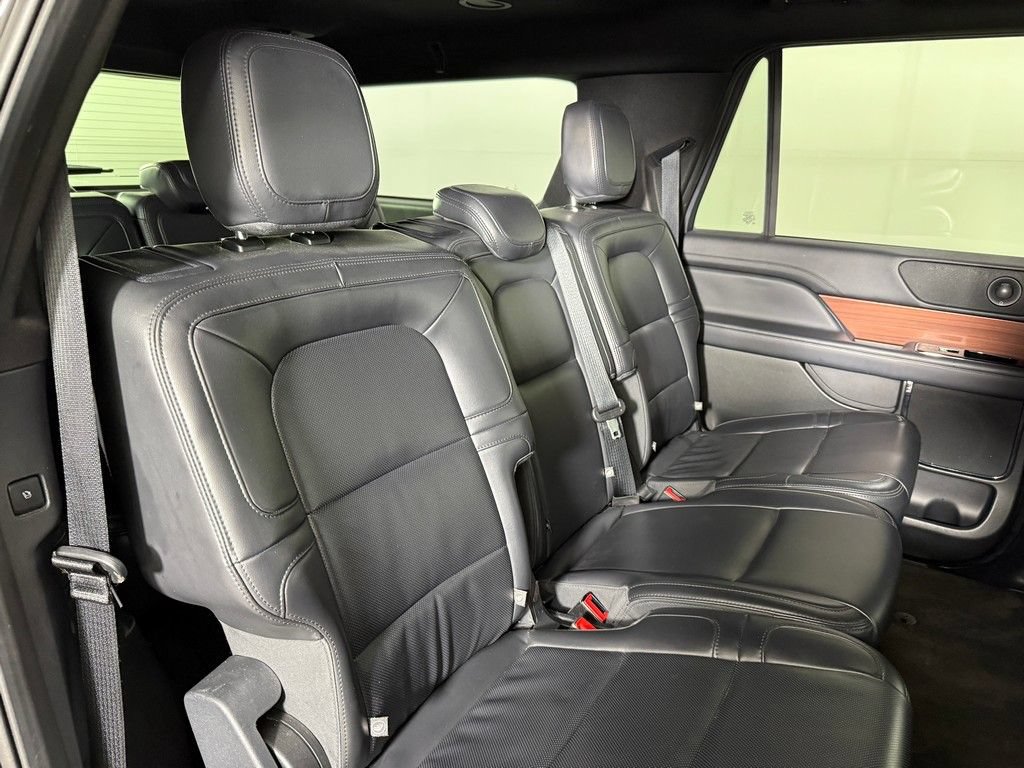 Used 2024 Lincoln Navigator L 4WD image 32