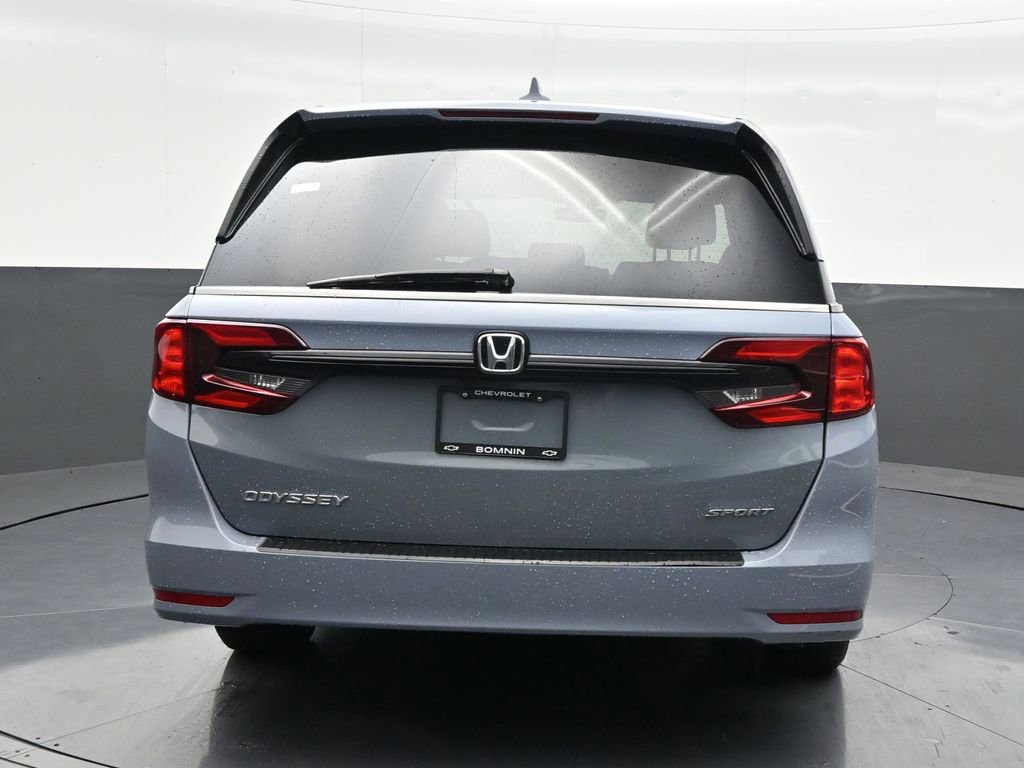 Used 2024 Honda Odyssey Sport image 4