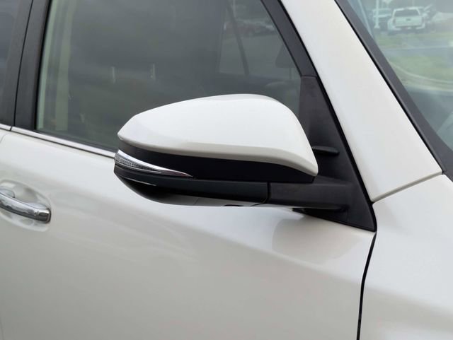 Used 2019 Toyota 4Runner Limited image 12