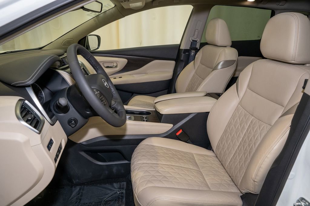 Certified 2024 Nissan Murano Platinum w/ Cargo Package image 12
