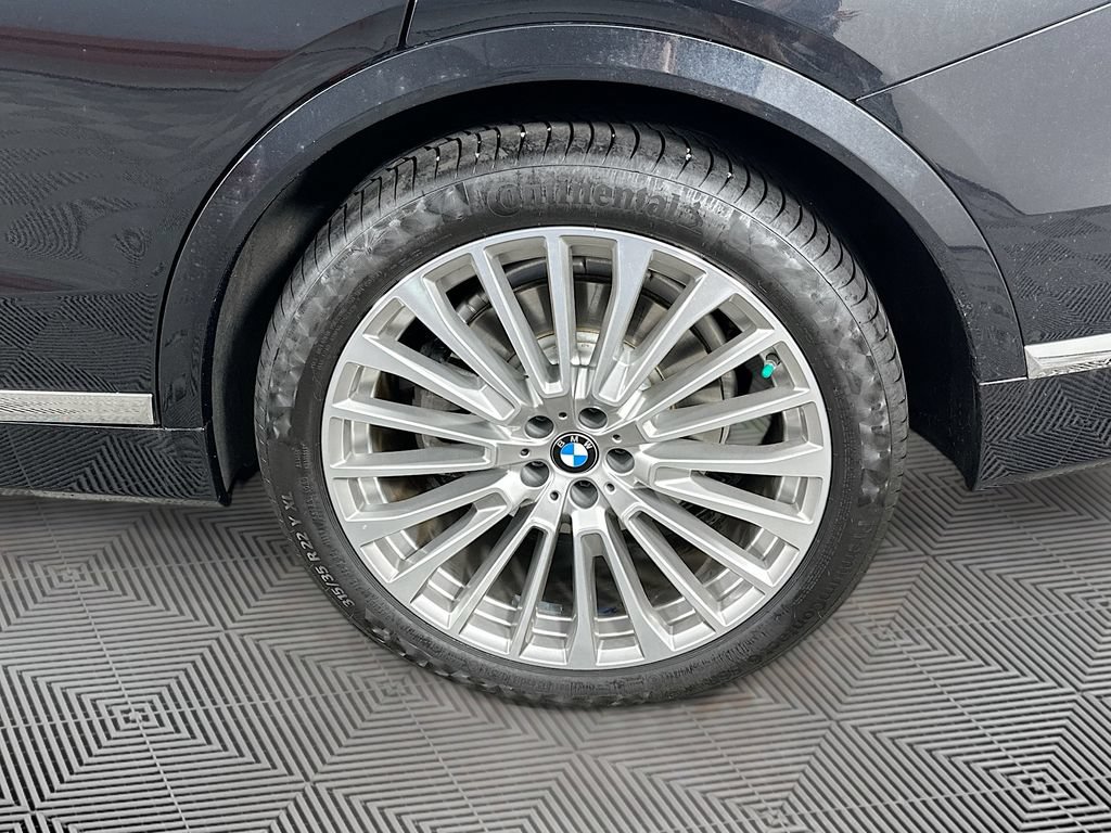 Used 2026 BMW X7 xDrive40i AWD/4WD image 41