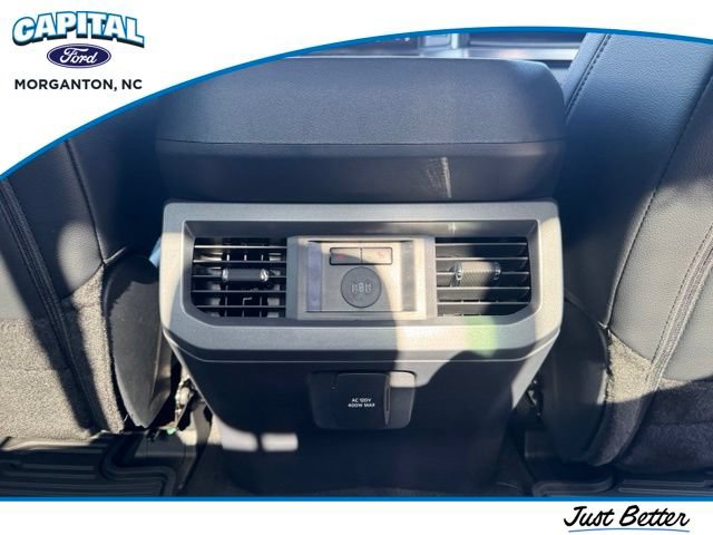 New 2026 Ford F250 Lariat w/ Black Appearance Package AWD/4WD image 15