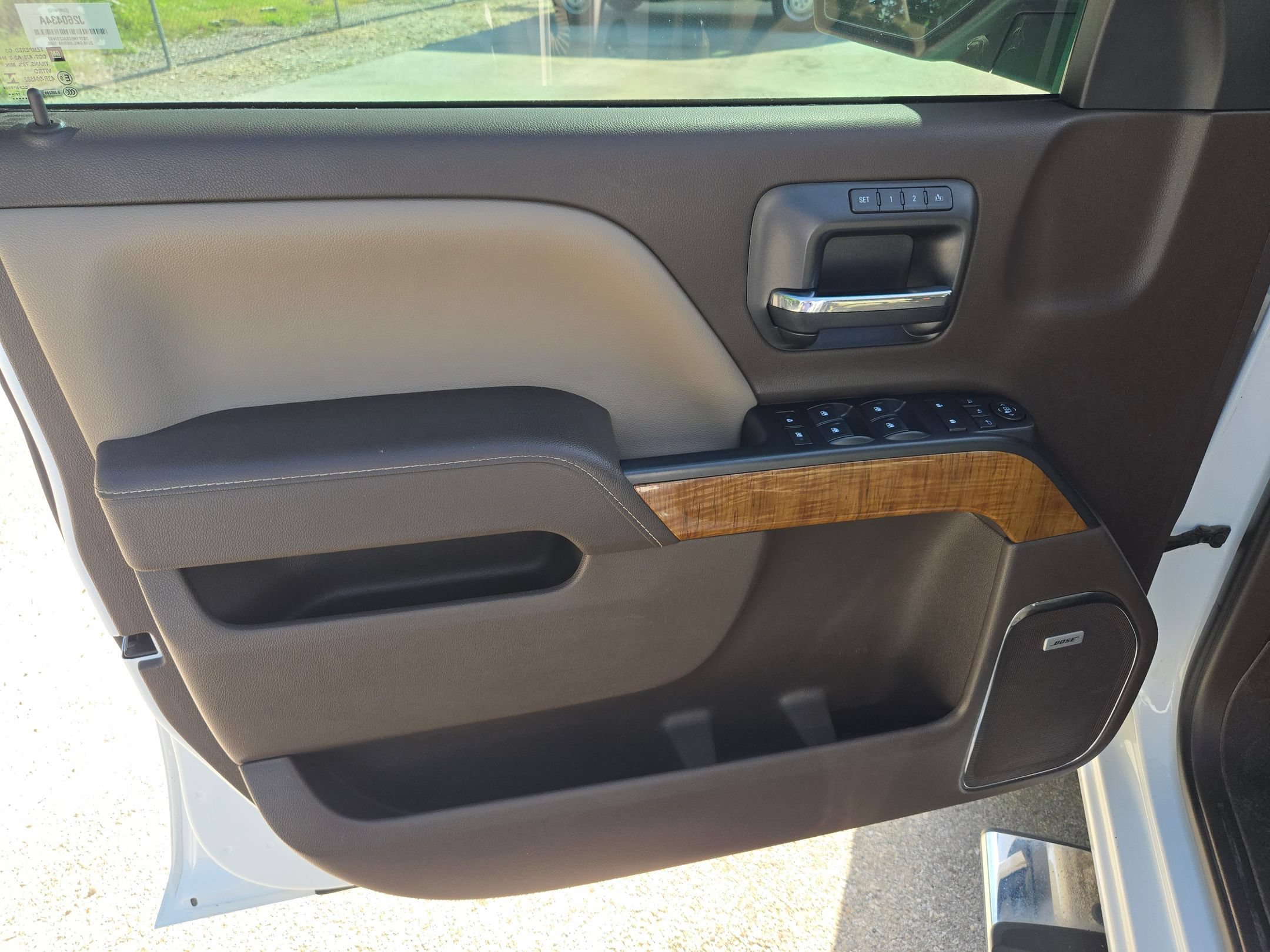 Used 2018 GMC Sierra 1500 SLT w/ Enhanced Driver Alert Package RWD image 11