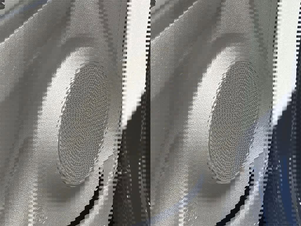 Used 2023 Hyundai Kona SE image 25