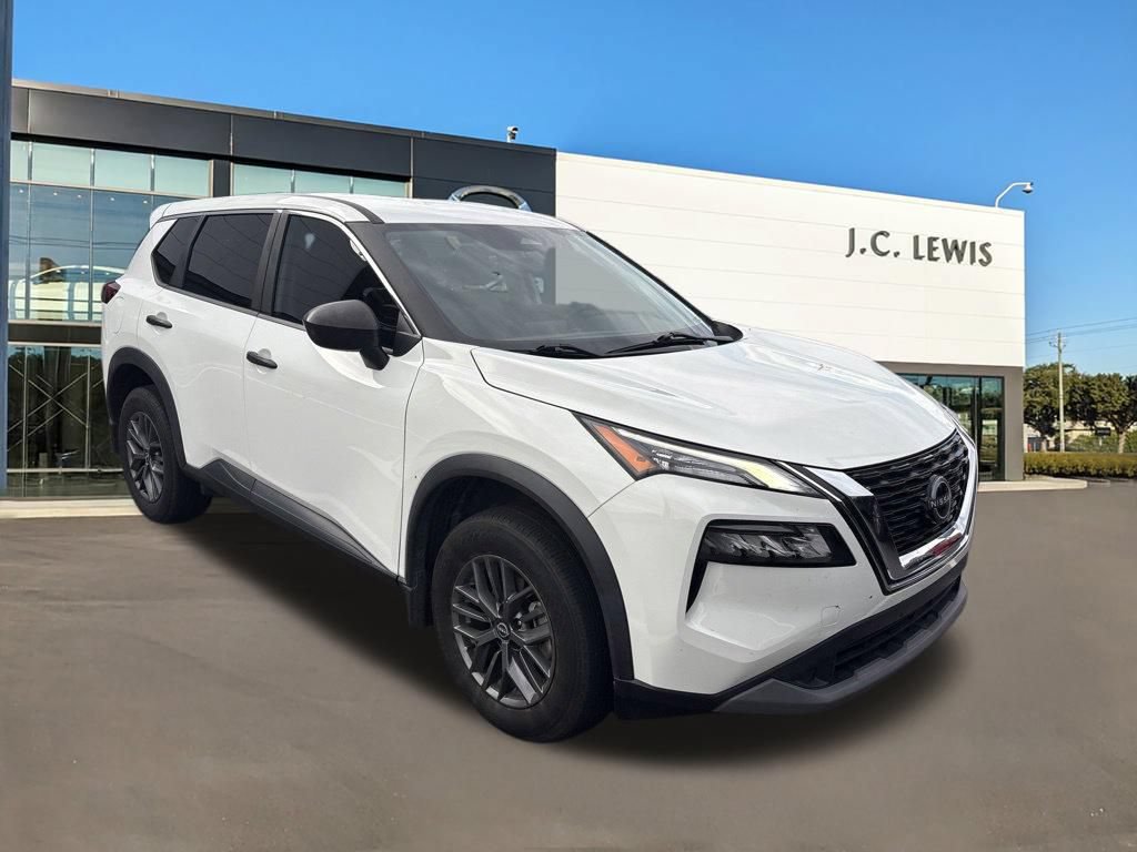 Used 2023 Nissan Rogue S FWD image 1