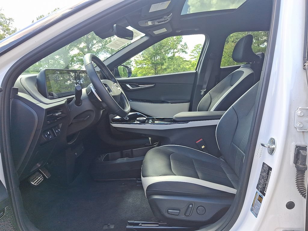 Used 2024 Kia EV6 GT-Line AWD/4WD image 3