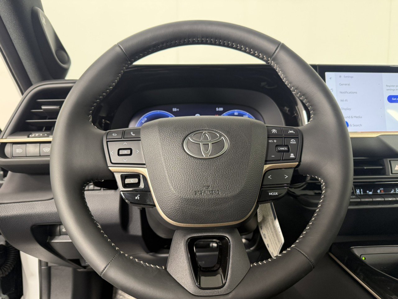 Used 2026 Toyota Crown Platinum image 21