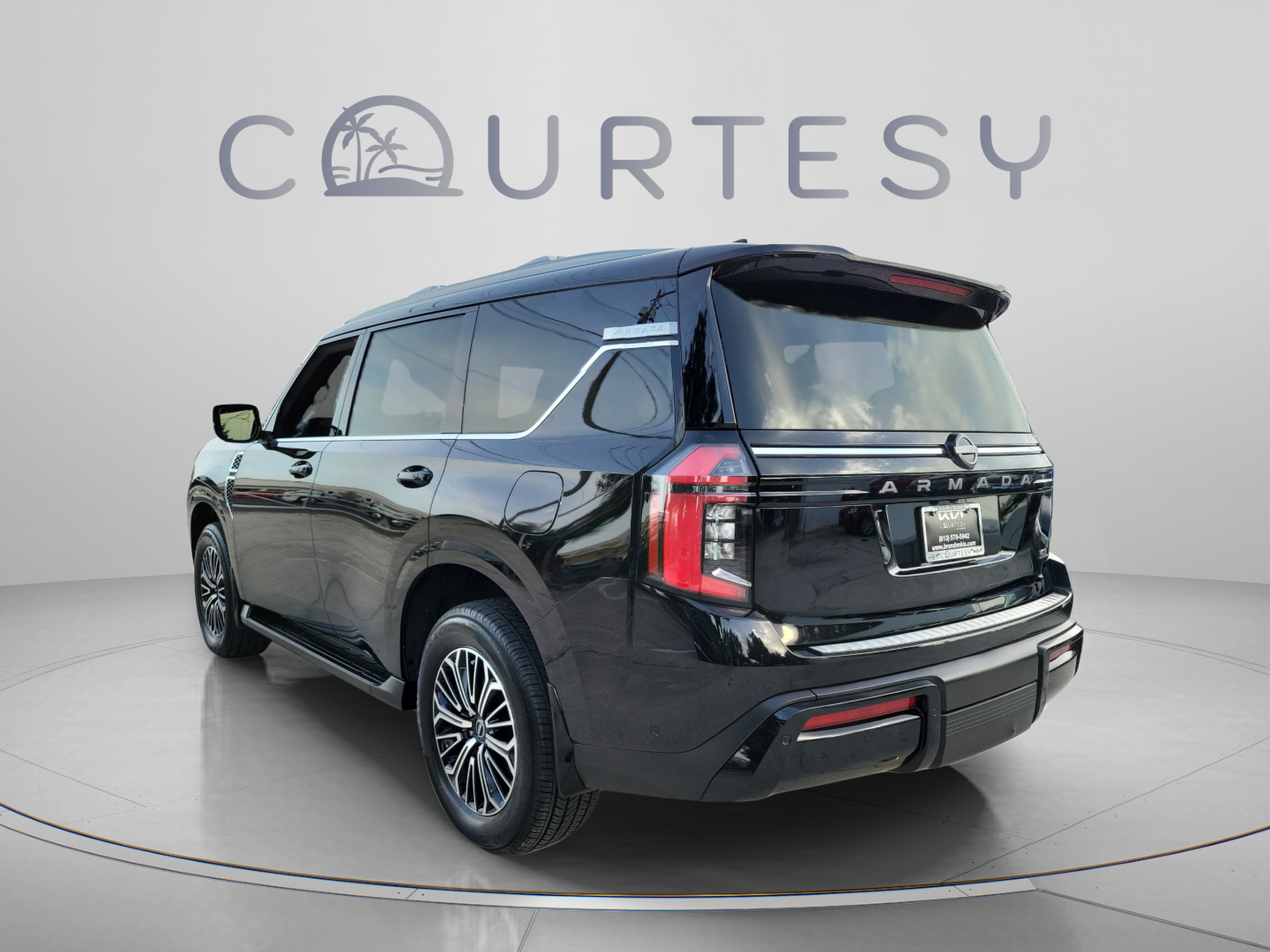 Used 2026 Nissan Armada SL w/ Captain's Chari Seat Package RWD image 2