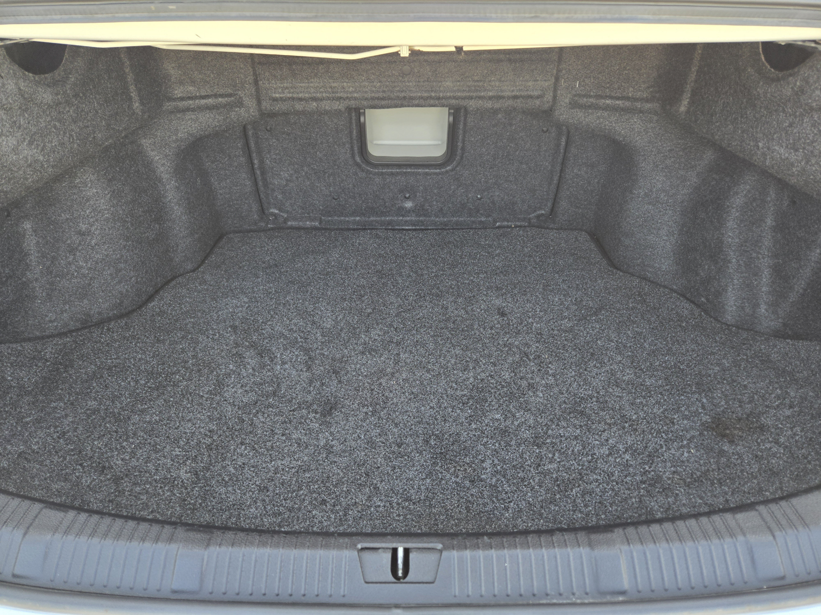 Used 2014 Toyota Avalon Limited w/ Technology Package FWD image 28