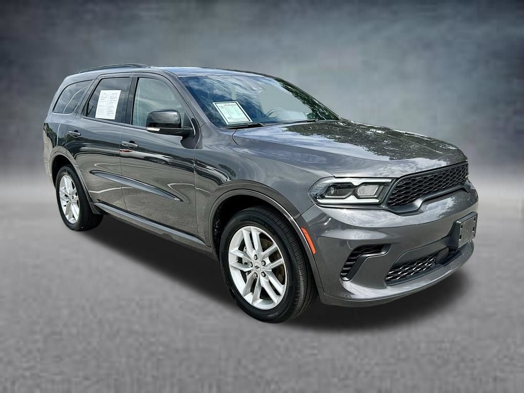 Used 2024 Dodge Durango GT AWD/4WD image 3