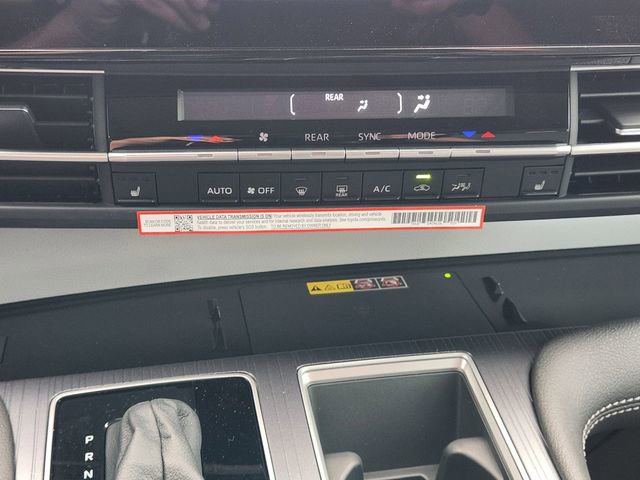 New 2026 Toyota Sienna XLE FWD image 17