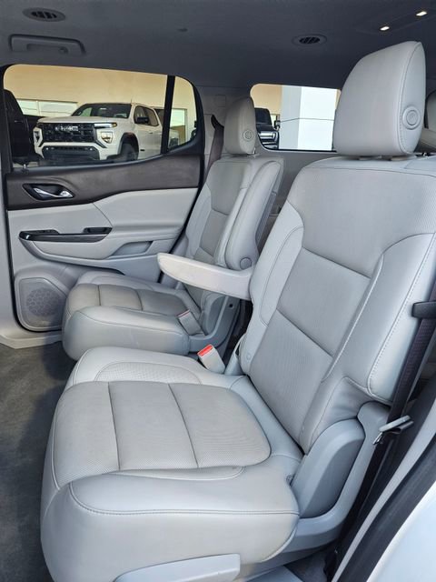Used 2018 GMC Acadia SLT image 21