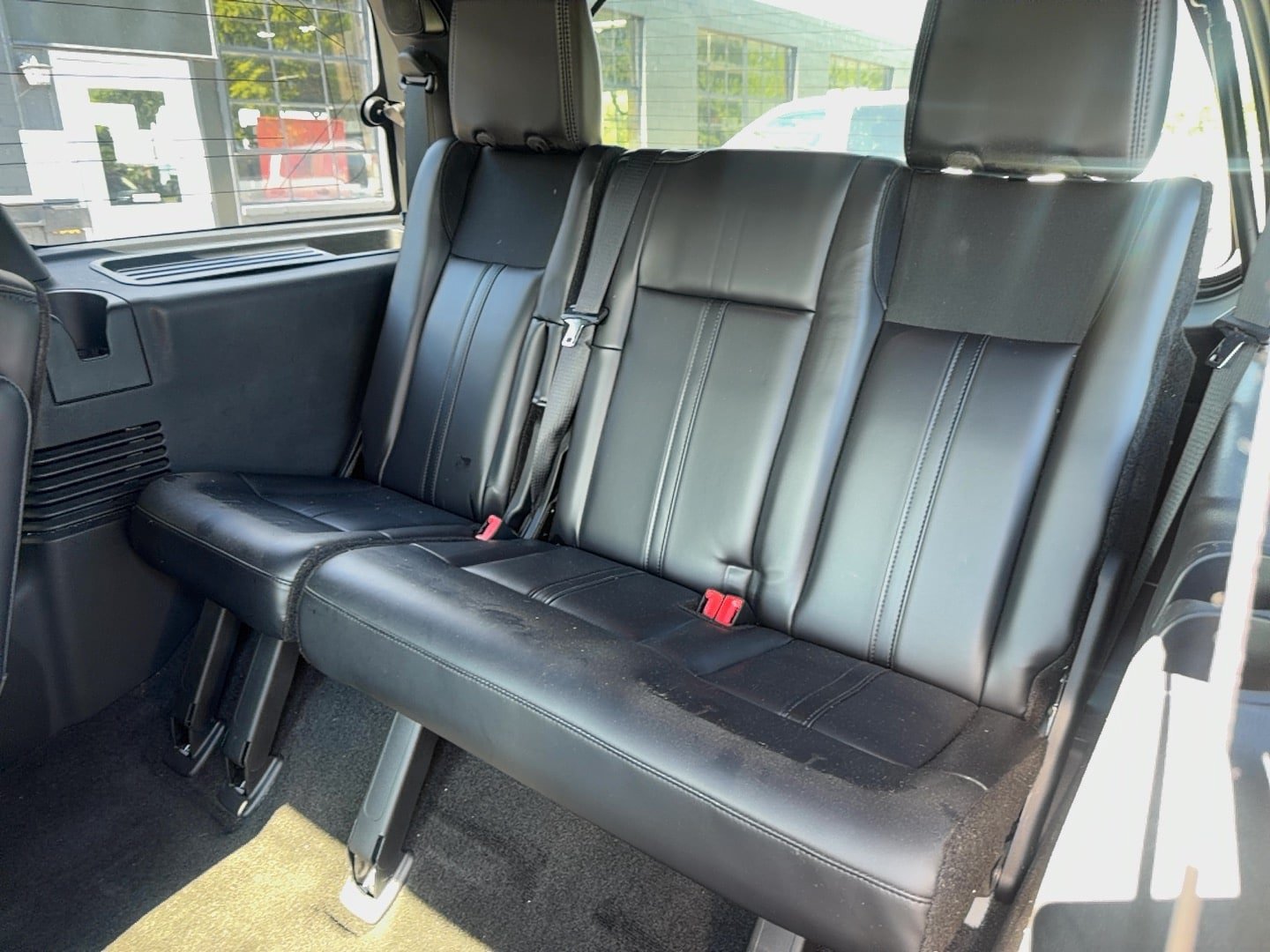 Used 2016 Lincoln Navigator Select AWD/4WD image 10
