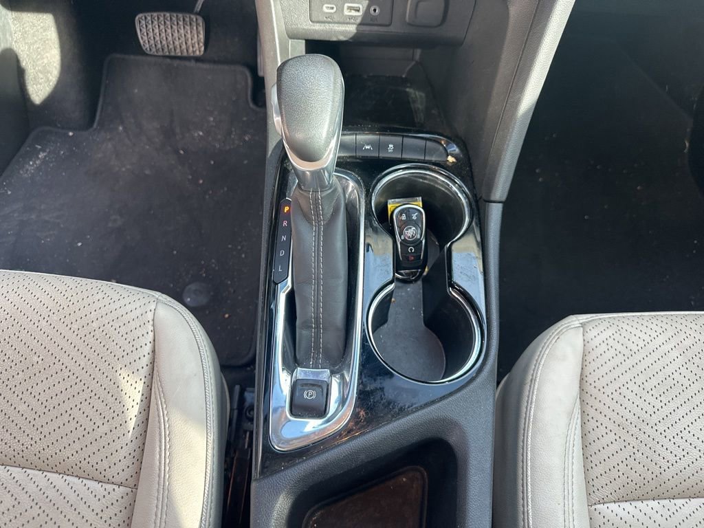 Used 2022 Buick Encore GX Essence w/ Advanced Technology Package FWD image 18