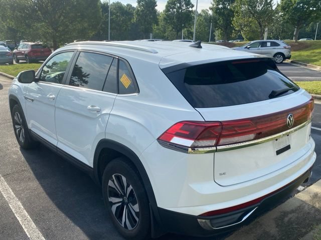 Used 2024 Volkswagen Atlas Cross Sport SE AWD/4WD image 3