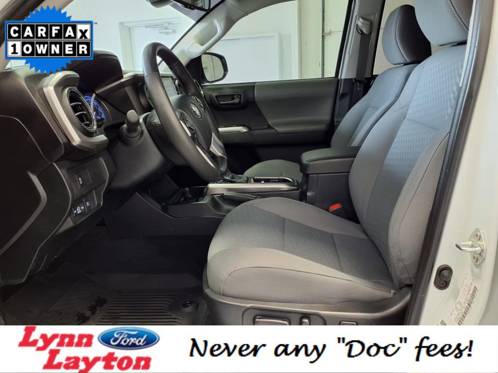 Used 2023 Toyota Tacoma SR5 w/ Technology Package image 13