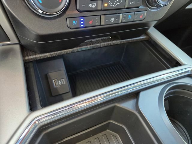 Used 2020 Ford F250 Lariat w/ Chrome Package image 20