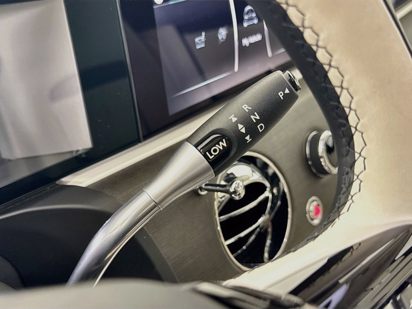 Certified 2024 Rolls-Royce Ghost AWD/4WD image 15