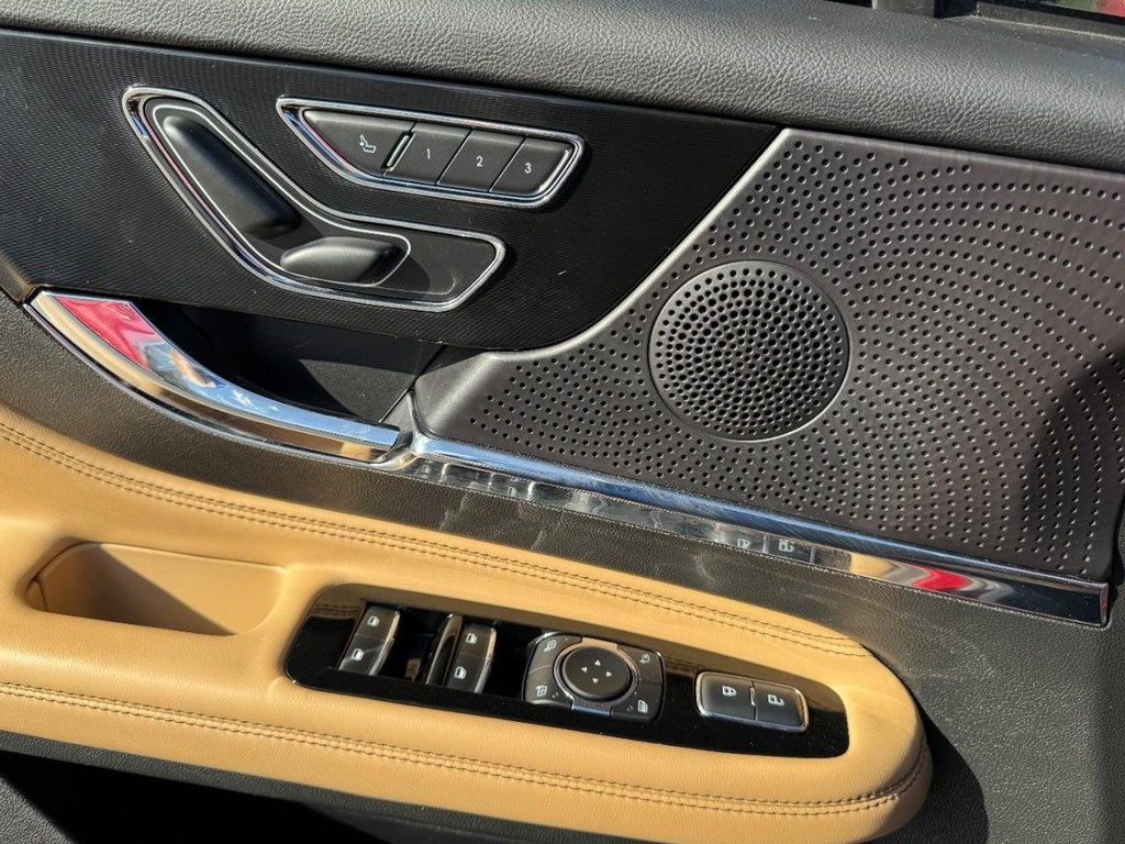 Used 2023 Lincoln Corsair Reserve w/ Equipment Group 201A image 16