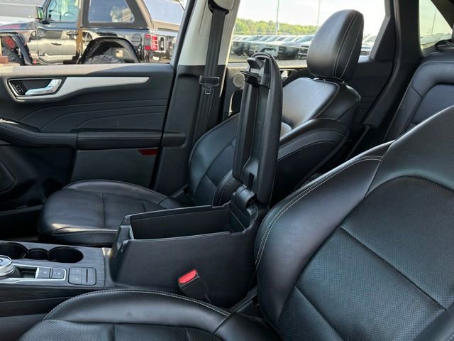 Used 2022 Ford Escape SEL w/ Technology Package AWD/4WD image 25