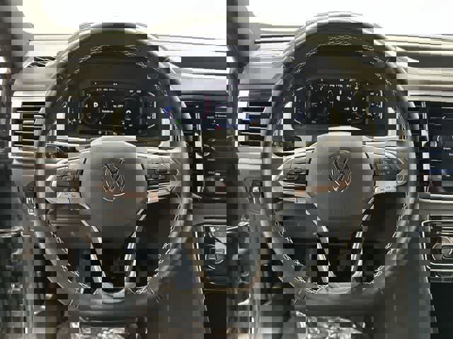 Used 2023 Volkswagen Atlas Cross Sport SE w/ Panoramic Sunroof Package image 8