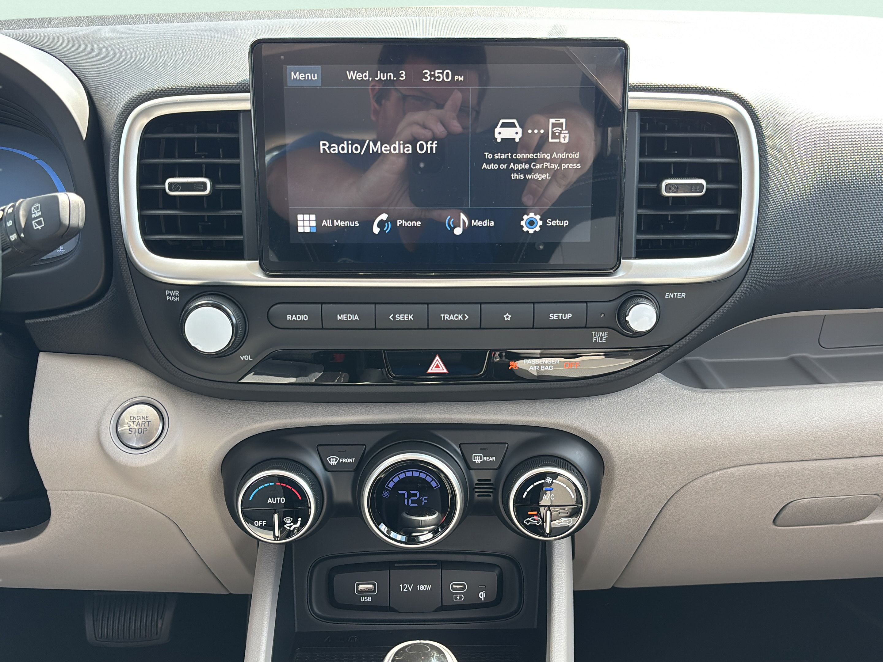 New 2026 Hyundai Venue SEL FWD image 12