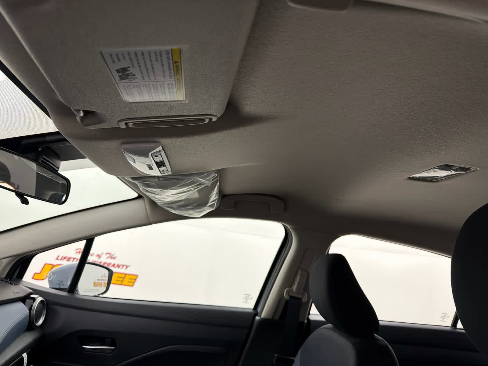 New 2025 Nissan Versa SV w/ Trunk Package FWD image 16
