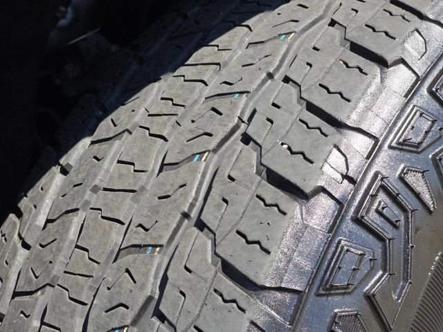 Used 2023 Chevrolet Tahoe Z71 w/ Luxury Package image 15