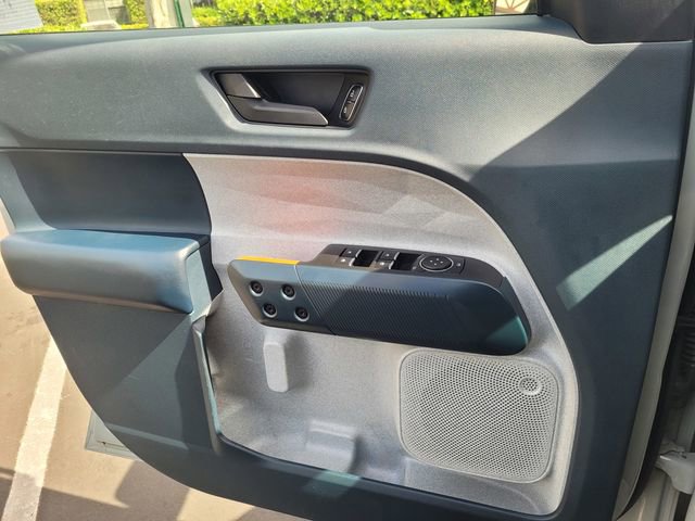 Used 2024 Ford Maverick XLT image 12