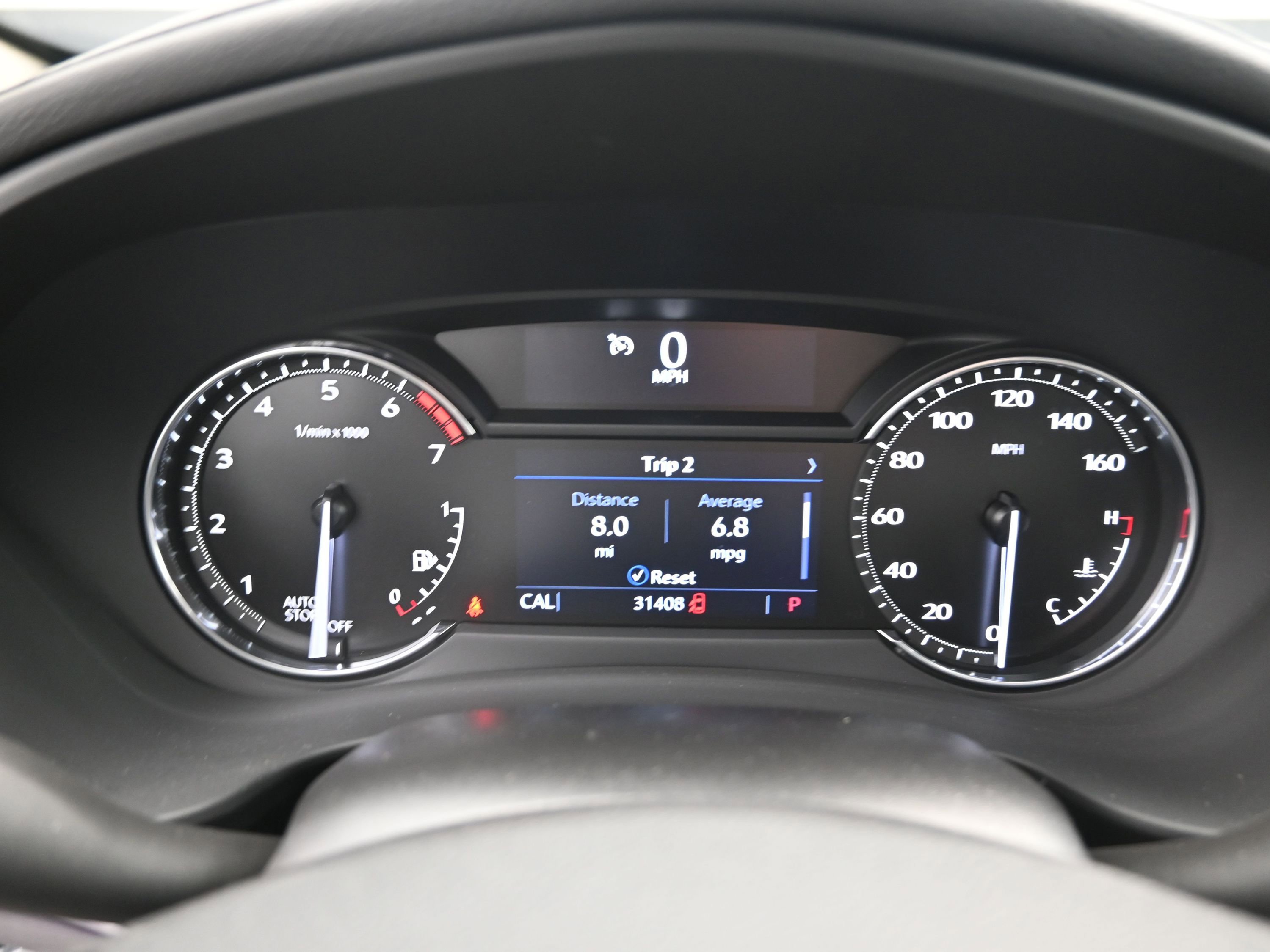 Used 2023 Cadillac XT4 Luxury w/ Cold Weather Package image 17