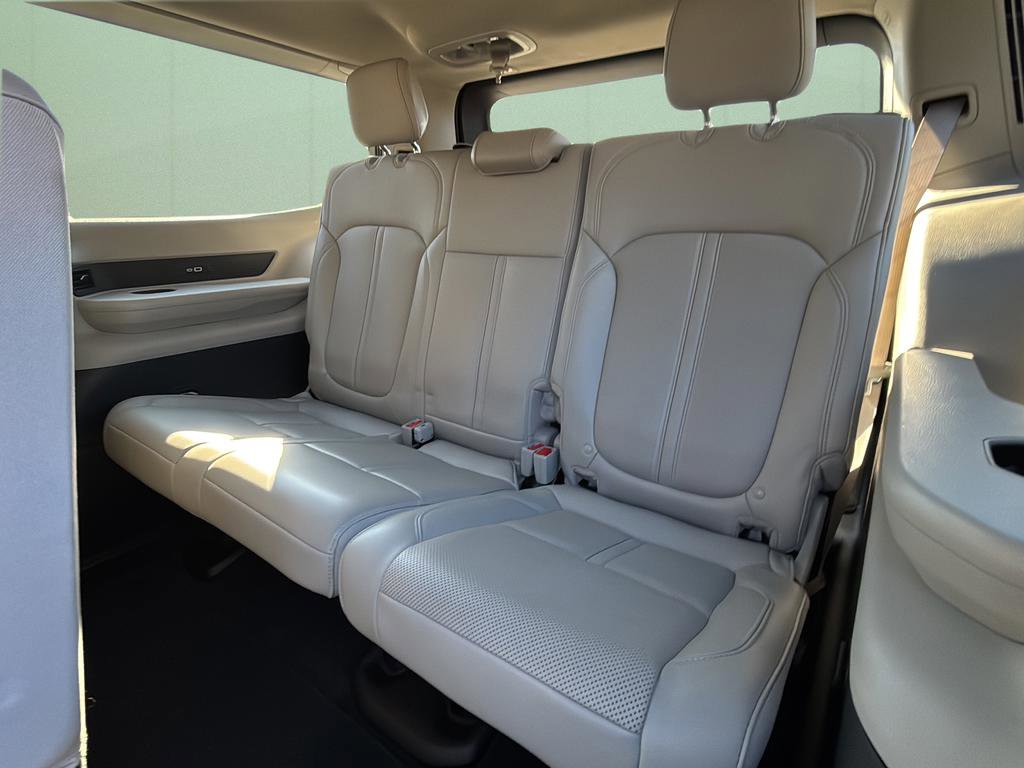 Used 2023 Jeep Wagoneer 4WD w/ Premium Group I image 22