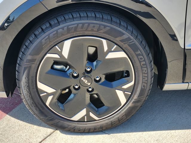 Certified 2024 Kia Niro Wind FWD image 12