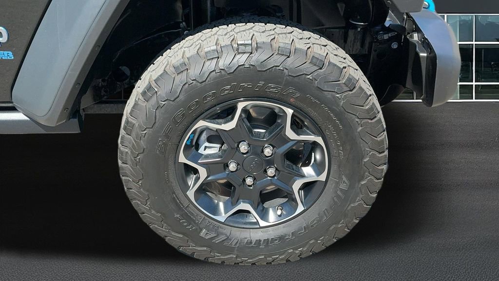 Used 2022 Jeep Wrangler Unlimited Rubicon 4xe w/ Safety Group image 7
