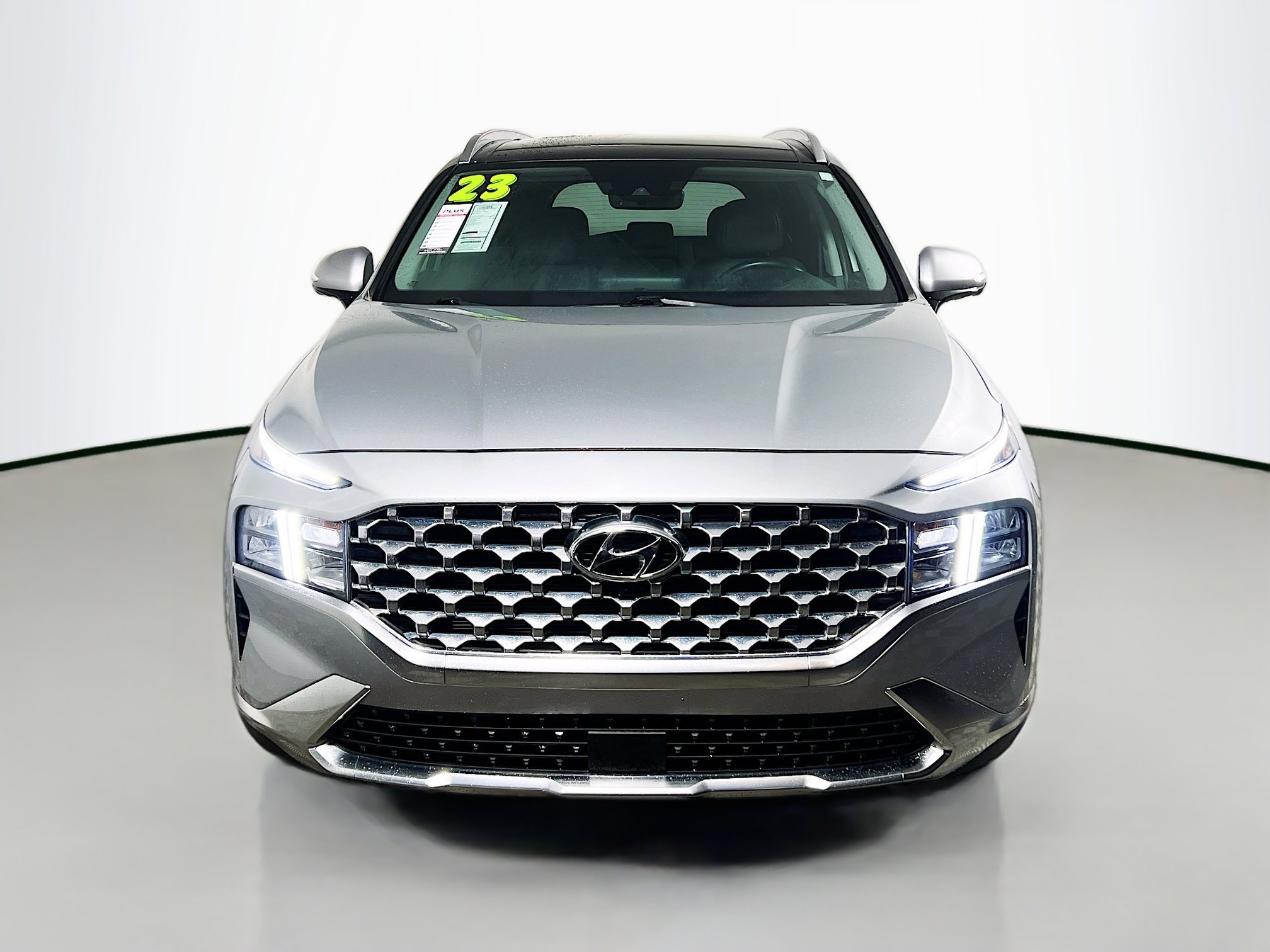 Used 2023 Hyundai Santa Fe SEL w/ Premium Package image 11
