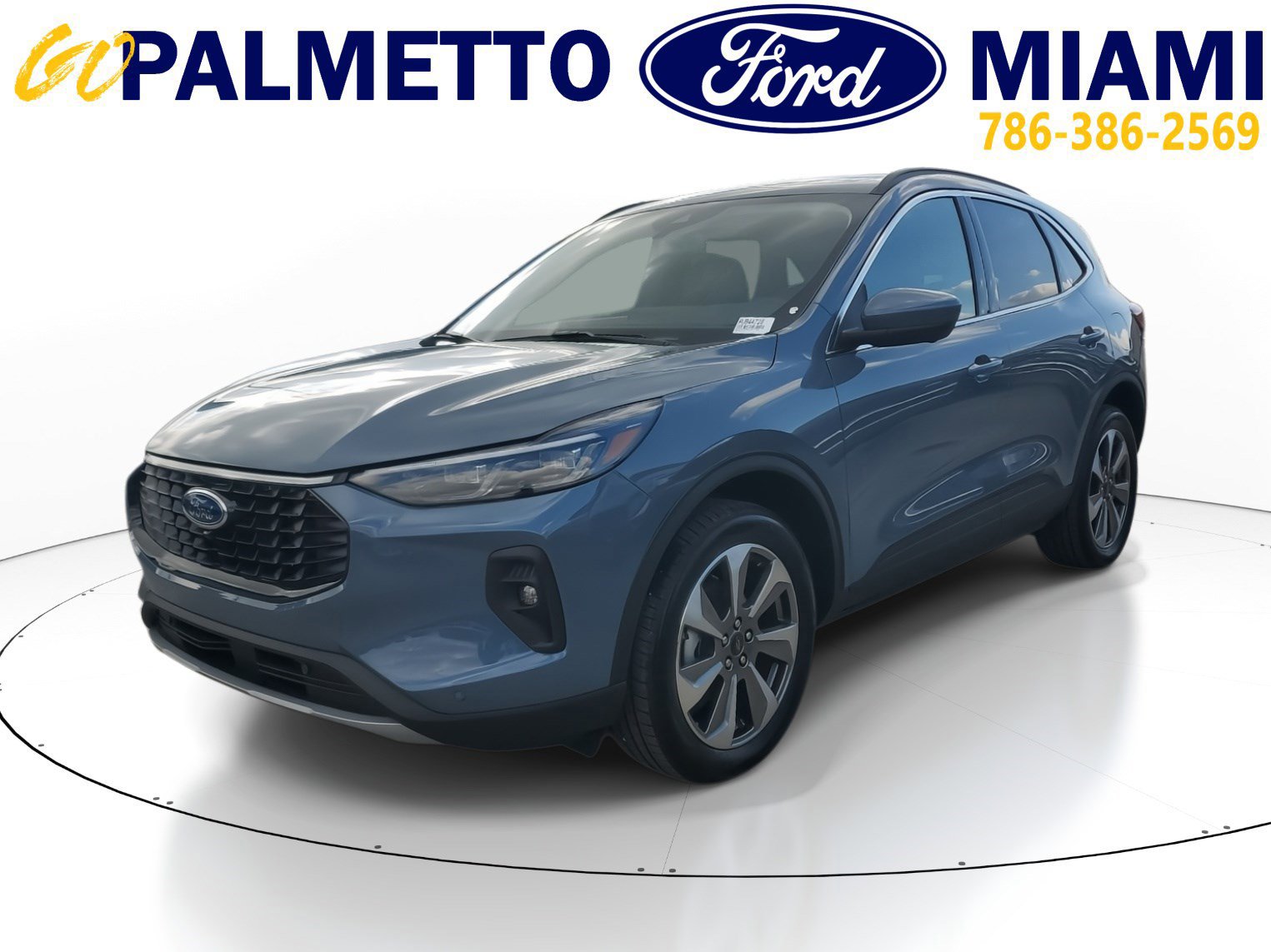 New 2024 Ford Escape Platinum image 3