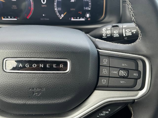 Certified 2025 Jeep Wagoneer Series III image 28