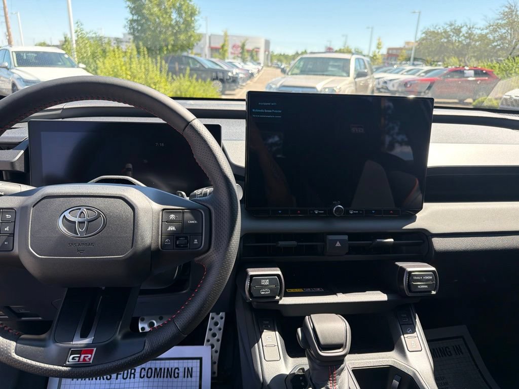 Used 2026 Toyota RAV4 AWD Plug-in Hybrid image 27