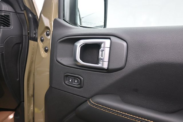 New 2026 Jeep Wrangler Unlimited Sahara AWD/4WD image 37