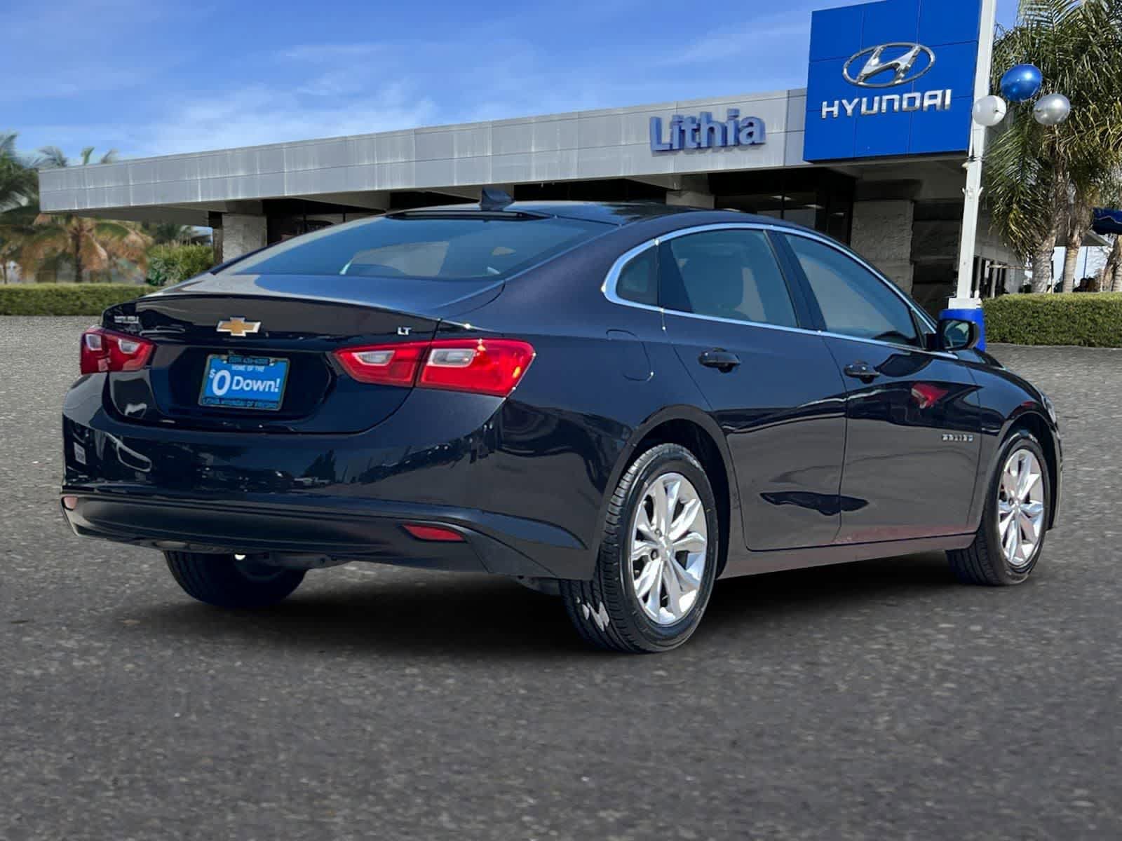 Used 2023 Chevrolet Malibu LT FWD image 3